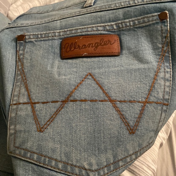 Wrangler Other - Wrangler retro jeans never worn heavy starched (slim boot) 34/34